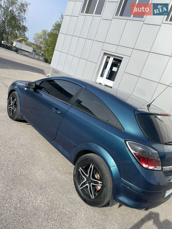 Хетчбек Opel Astra 2007 в Харкові