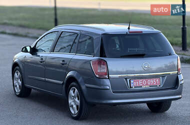 Універсал Opel Astra 2008 в 