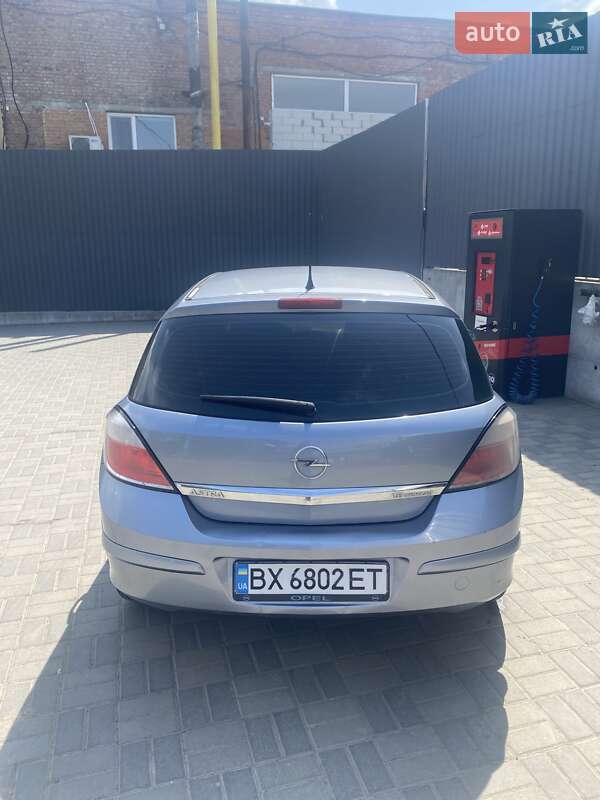 Хэтчбек Opel Astra 2006 в Хмельницком