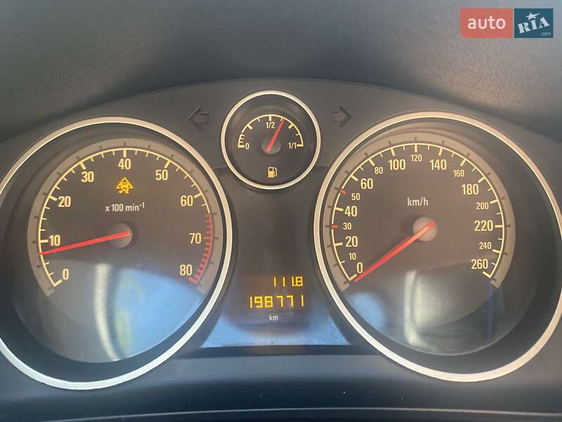 Хэтчбек Opel Astra 2006 в Хмельницком