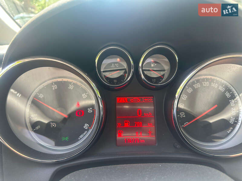 Хэтчбек Opel Astra 2013 в Львове