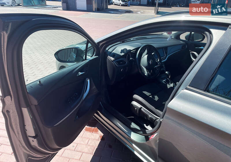 Универсал Opel Astra 2019 в Сарнах