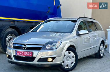 Універсал Opel Astra 2005 в Дрогобичі