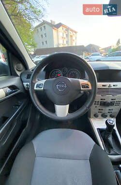 Універсал Opel Astra 2008 в 