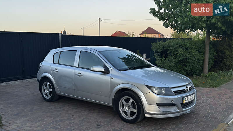 Хетчбек Opel Astra 2005 в Києві