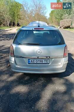 Универсал Opel Astra 2008 в 
