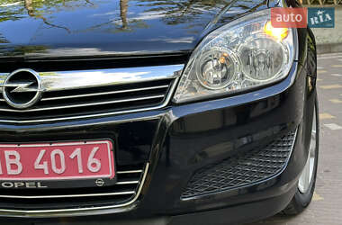 Універсал Opel Astra 2009 в 