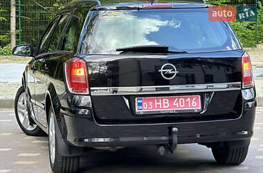 Універсал Opel Astra 2009 в 