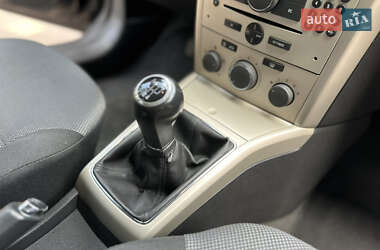 Універсал Opel Astra 2009 в 