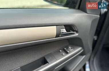 Універсал Opel Astra 2009 в 