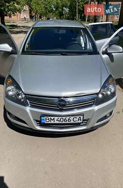 Универсал Opel Astra 2012 в Сумах