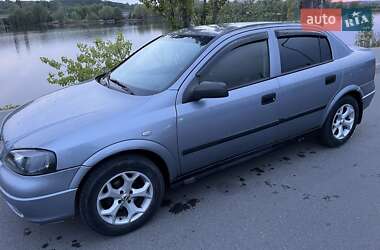 Седан Opel Astra 2007 в Киеве