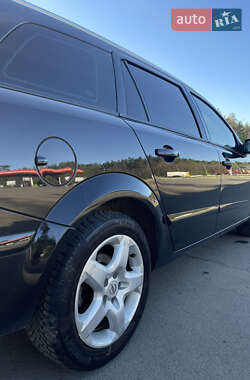 Универсал Opel Astra 2007 в 