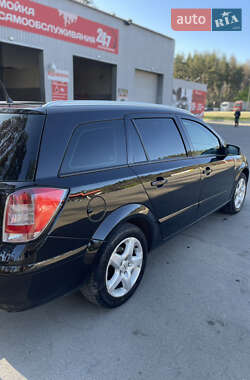 Универсал Opel Astra 2007 в 