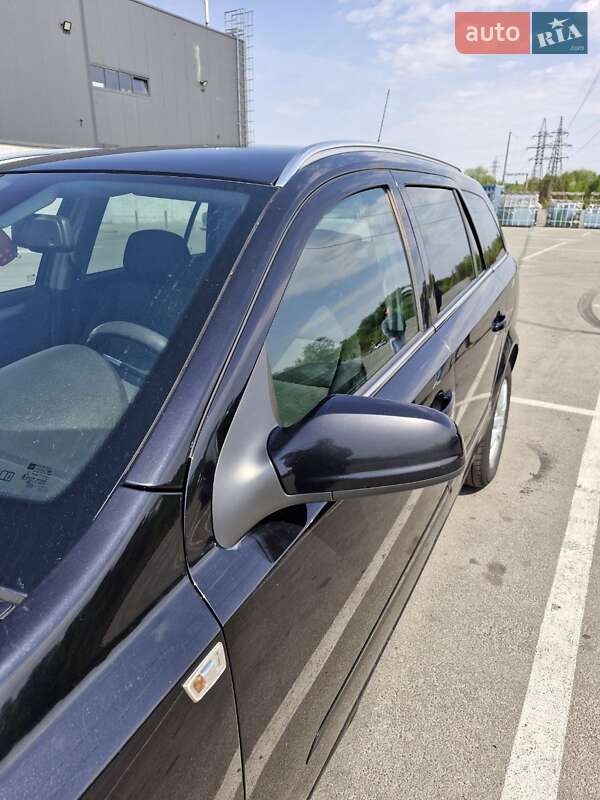 Универсал Opel Astra 2007 в Немишаево