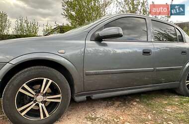 Седан Opel Astra 2007 в 