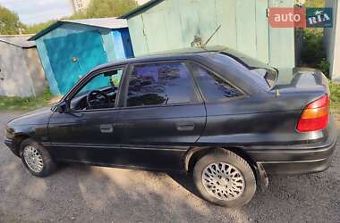 Седан Opel Astra 1993 в 
