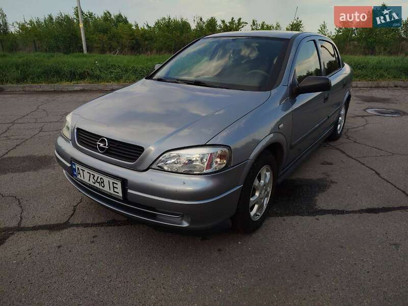 Opel Astra 2008