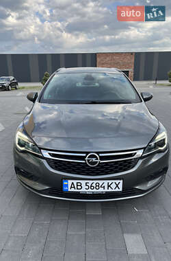 Универсал Opel Astra 2018 в 