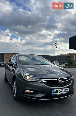 Универсал Opel Astra 2018 в 