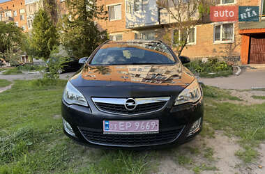 Універсал Opel Astra 2012 в Костопілі