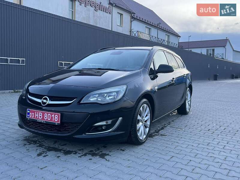 Opel Astra 2012