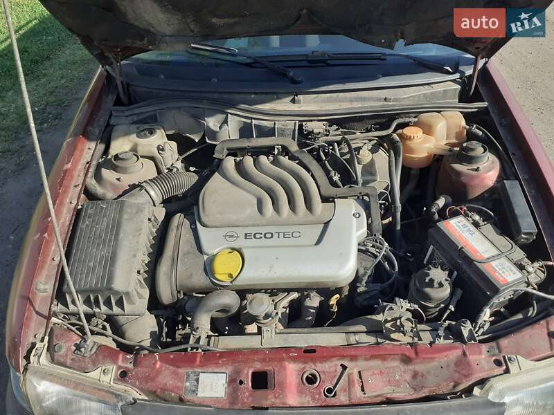 Універсал Opel Astra 1995 в Дніпрі