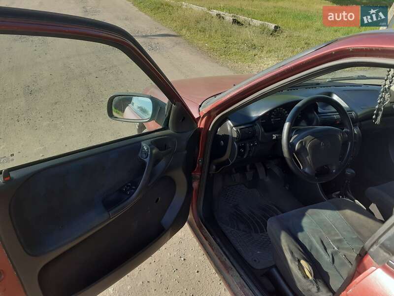 Універсал Opel Astra 1995 в Дніпрі