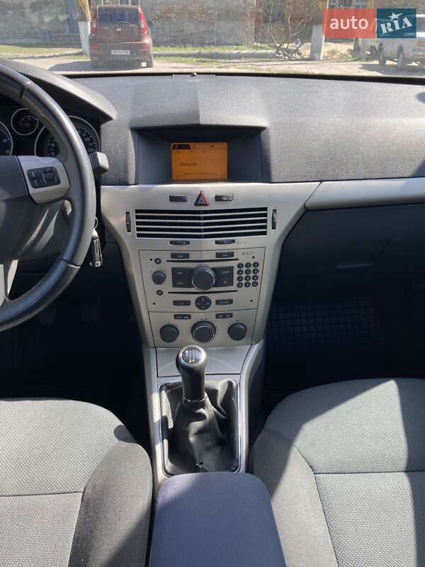 Універсал Opel Astra 2007 в Вінниці