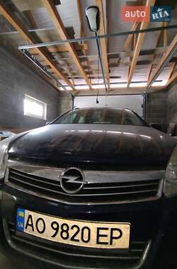 Універсал Opel Astra 2007 в Верхньому Бистрому