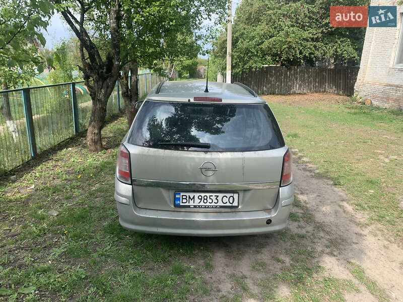 Універсал Opel Astra 2011 в 