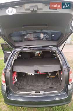 Универсал Opel Astra 2007 в 
