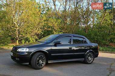 Седан Opel Astra 2008 в Полтаве