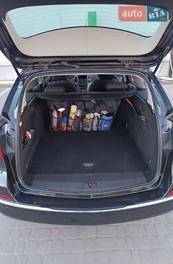 Универсал Opel Astra 2013 в 