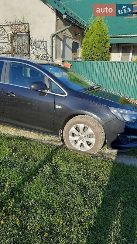 Универсал Opel Astra 2013 в Николаеве