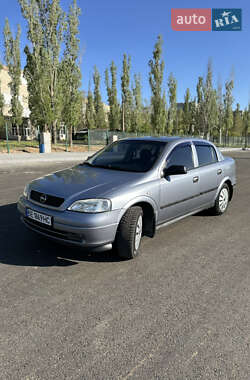 Седан Opel Astra 2006 в Миколаєві