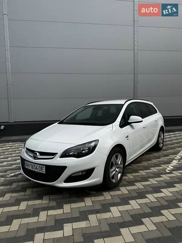 Opel Astra 2014