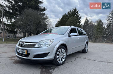 Универсал Opel Astra 2009 в Умани