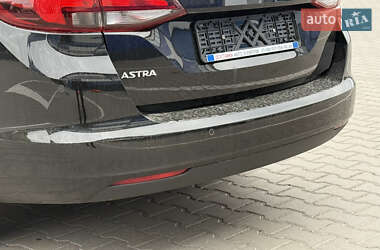 Универсал Opel Astra 2017 в 