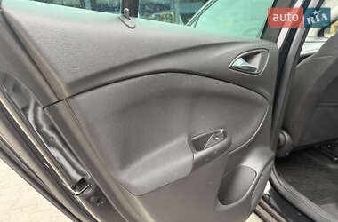 Универсал Opel Astra 2017 в 