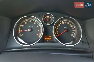 Универсал Opel Astra 2009 в 