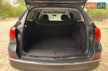 Универсал Opel Astra 2013 в 
