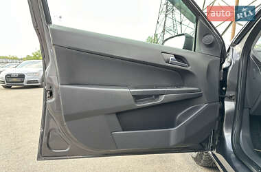 Хэтчбек Opel Astra 2009 в 
