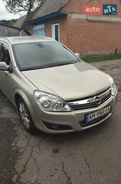 Універсал Opel Astra 2009 в Хоролі