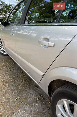 Универсал Opel Astra 2010 в 