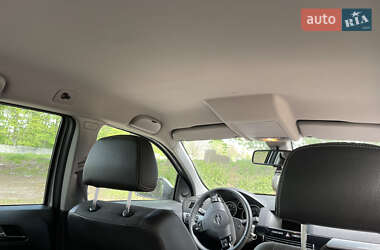 Универсал Opel Astra 2010 в 