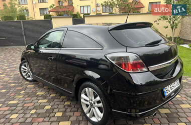 Хетчбек Opel Astra 2007 в 