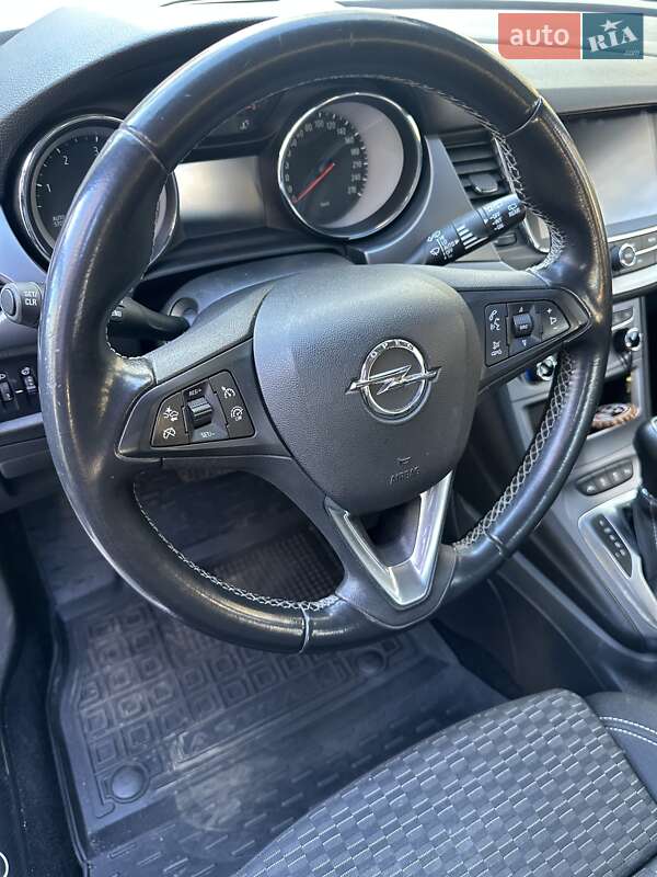 Універсал Opel Astra 2018 в Олександрії