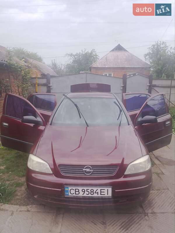 Седан Opel Astra 2007 в 