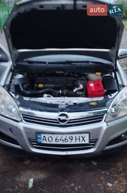 Универсал Opel Astra 2008 в 